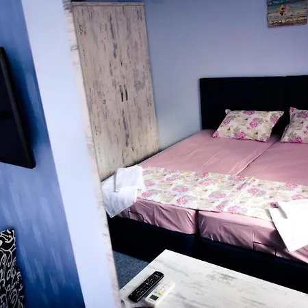 Amigo център *