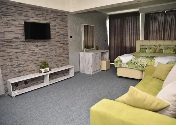 Apartment Amigo център